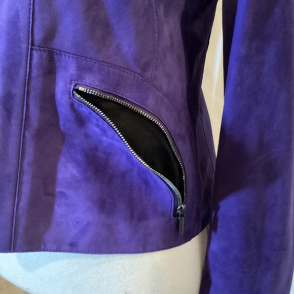 AKRIS SUEDE LEATHER JACKET NWT. BUTTER SOFT Stunning color! Electric blue/purple - Picture 7 of 12